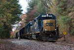 CSXT 6233 Leads L007 at Harvey St. 